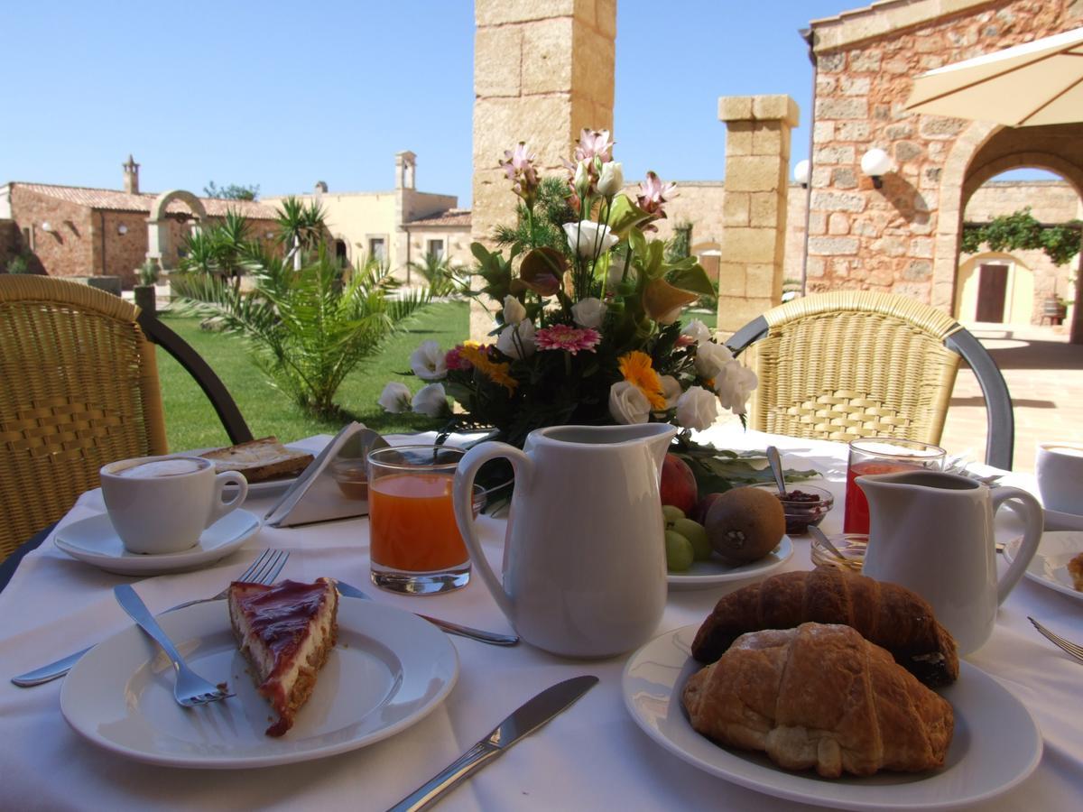 Tenuta Masseria & Spa Chicco Rizzo Sternatia Buitenkant foto